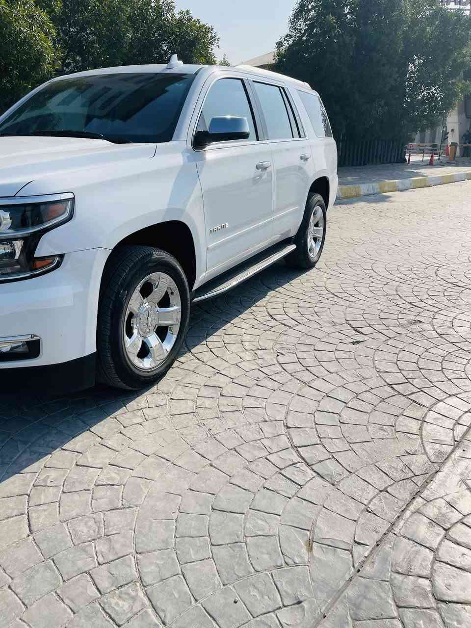 السلام عليكم تاهو 2019 وراد امريكي حادث جاملغ امامي مبدل نفس لون بدون دواخل بدون ايرباك الباقي كفالة عامة من الصبغ والتبديل والبارد برايمر اعلى فئة داتى شو كراسي تدفئه تبريد جلد كهرباء الكراسي الخلفية كهرباء ستيرن كهرباء كشنات خزن فتحة وبعد بيها هواي مواصفات كير محرك صدر تبريد كلة كفالة متاقصها برغي ومتصرف عليها اي شي مكان السيارة بغداد حي الاعلام السونار موجود وصور الحادث موجودات السعر 358 وبيها مجال بسيط وهذا رقمي ***********
