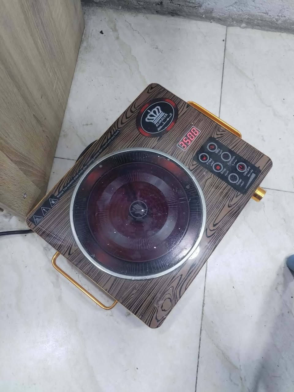 عربانه لبلبي للبيع جاهزه من كلشي المكان البياع السعر 250وبي مجال الاتصال ع الرقم ***********٦ غير متواجد ع الفيس
