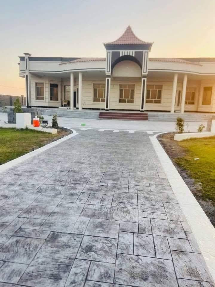 السلام عليكم ورحمة الله وبركاته،

تحية طيبة…

أتقدم إليكم بطلب عمل في مجال تنفيذ وطبع ستامب الخرسانة، حيث أمتلك خبرة عملية جيدة في هذا المجال، تشمل تحضير الخرسانة، الطبع، التلوين، العزل، والتشطيب النهائي وفق المواصفات المطلوبة وبجودة عالية.

لدي القدره على العمل في جميع أنحاء المحافضات🔥

أعمل بدقة والتزام بالمواعيد، ولدي القدرة على العمل ضمن فريق أو بشكل مستقل، مع الحرص على السلامة المهنية وإنجاز العمل بالشكل الذي يرضي الزبون
.

*********** 📞
