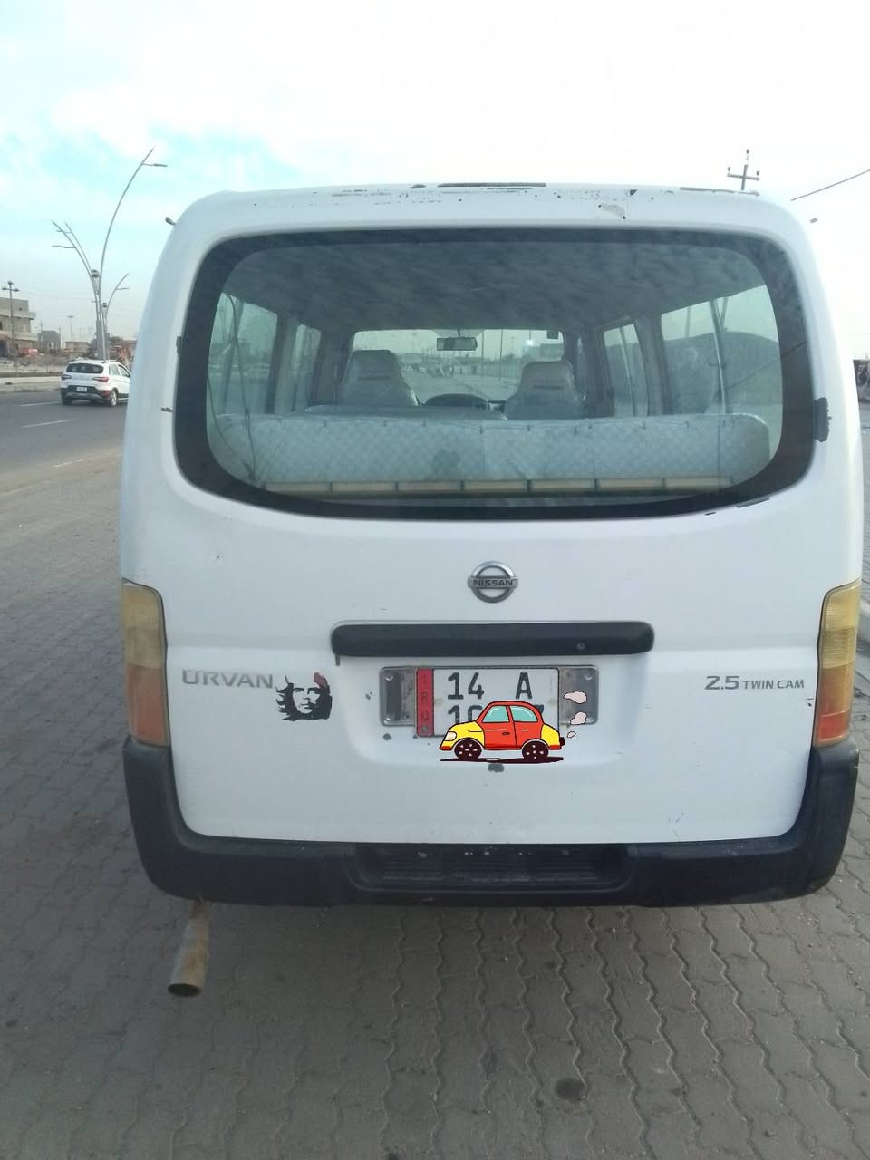 (سلام عليكم نيسان موديل. (2010) بسمي مصفره رقم نكليزي بصره سياره جاهزه مكينه وكير وحداديه وتايرات ودوشمه 
ملاحضه شرط تحويل اذا ماتحول لاتخابر السعر 50 وشراي يجي ويشوفهه ويدلل العنوان بصره القبله؟ 
(رقم (***********)!
