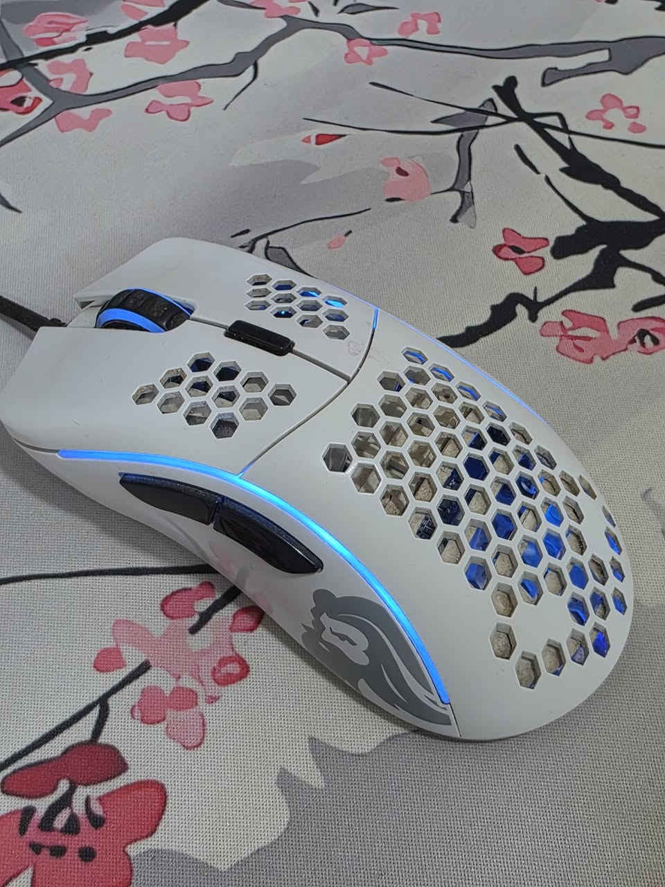 سلام عليكم
ماوس كلوريس موديل D ابيض rgb واير
باكيت موجود ستيكراته بعدهن بالجيس لوك نظيف شغال مابي اي مشكلة
سعر 40 توصيل متوفر كافة المحافظات 5 الف


**إذا كنت صاحب هذا الإعلان وتريد حذفه لأي سبب، رجاءا أرسل رسالة إلى الدعم الفني**