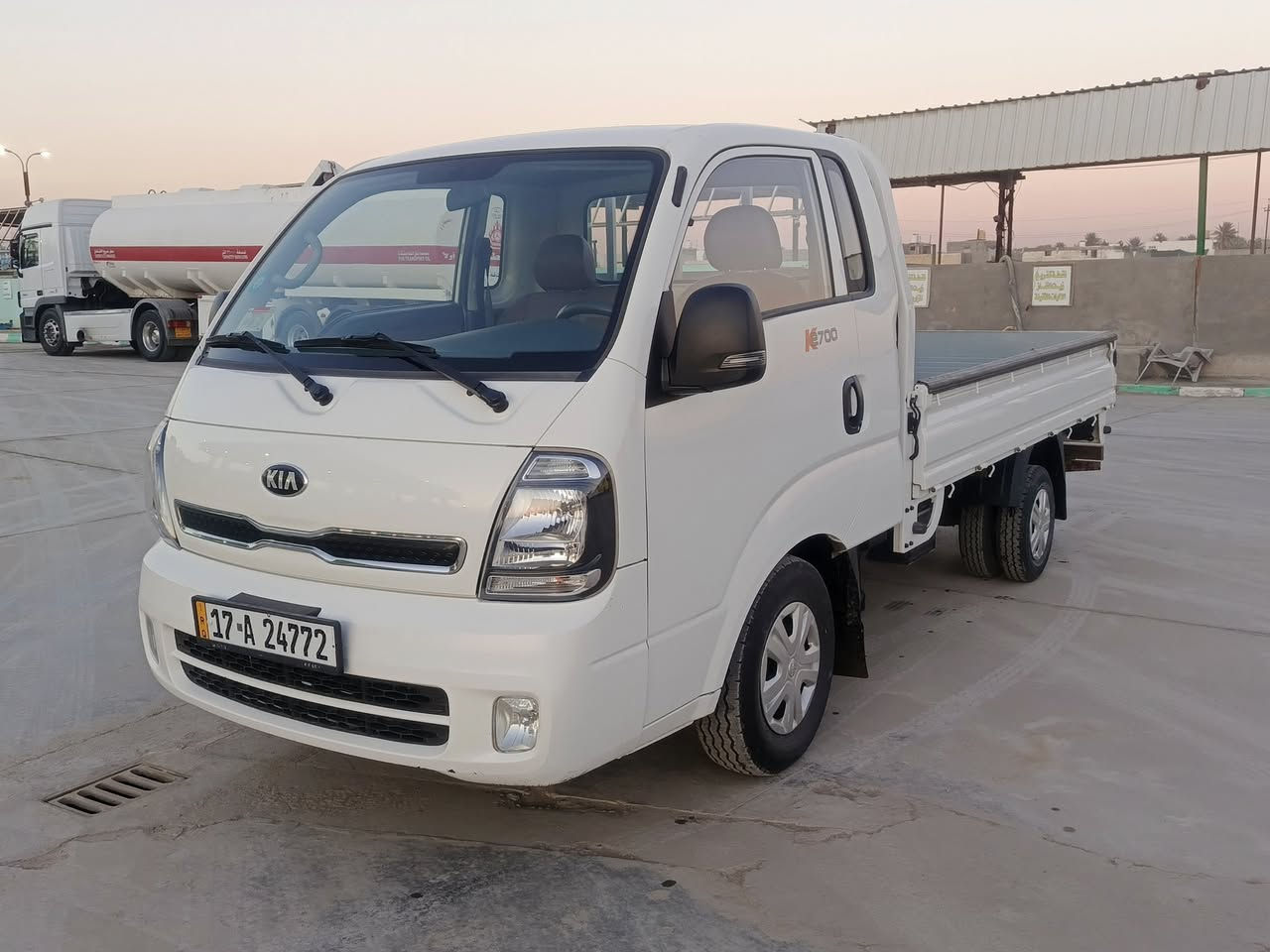 سلام عليكم كيا للبيع موديل 2021 مكفول كفاله عامه رقم مثنى دولي مكان بابل رقم الهاتف ***********.  ماشيه 77 الف حقيقي
