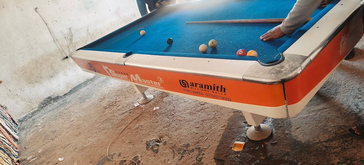 ميز بليارد لبيع او مراوس شراي يراسل واتساب او يتصل ***********
