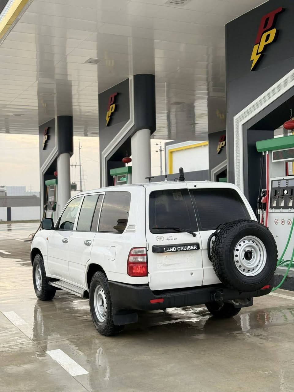 تـــــــاقانە🏷
مــــــــۆنیکا 2003  بێ ڕەقەم علووج
فـول عادیـە جام کارەبایە
پـــەلە پەڵە بۆیاغی هەیە
سەقفوو شان بـــــەشەرتە
یـــــــێک دینار مــــەسروفی تـێدا نیە
گـــــێڕ مـەکیـنە ئـەکسل بـەشـەرتە
ســەیارەکە زۆر خاوێنە 
***********
***********
بۆ نرخ کۆمێنت بکە🗳

ئـەگەر سەیارەکەت دەفرۆشیت نامە بنێرە با بلاوی کەینەوە لۆت
