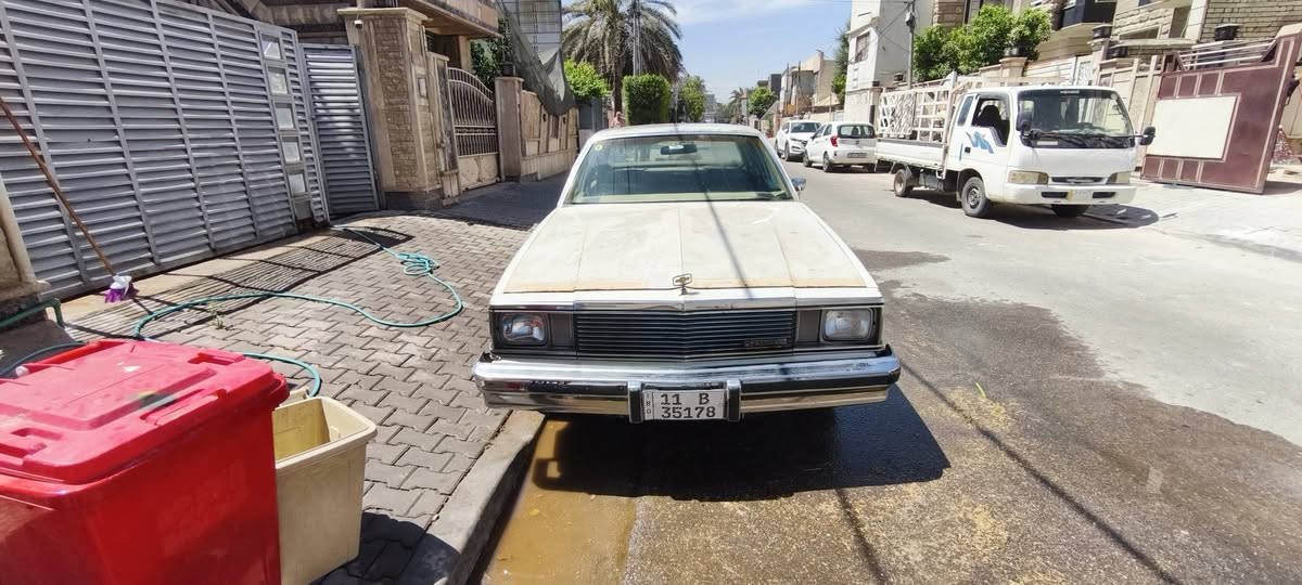 ماليبو للبيع 1980 تحويل ثاني يوم هزه جديده رقم جديد محرك 6سلندر لاتنقيص ولاتبخير  كير 3 نمر اوتماتيك  تبريد شغال سعر35 وبي مجال مكان السياره اعظميه ملاحظة بريك فاكس 
رقم التليفون *********** غير متواجد ع الفيس بك
