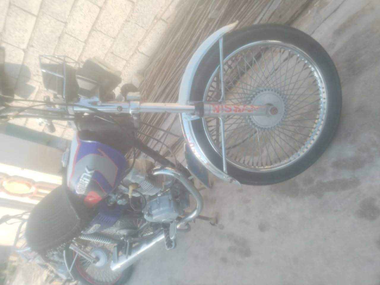 سلام عليكم دراجه نامه برو للبيع مديل22 كهربائيات شغاله كامل محرك مفتوح صوته ناعم تايرات جدد دشبول شغال مكاني جلولاء السعر 360بيها مجال شي بسيط
ررقم ***********
واتساب ***********
