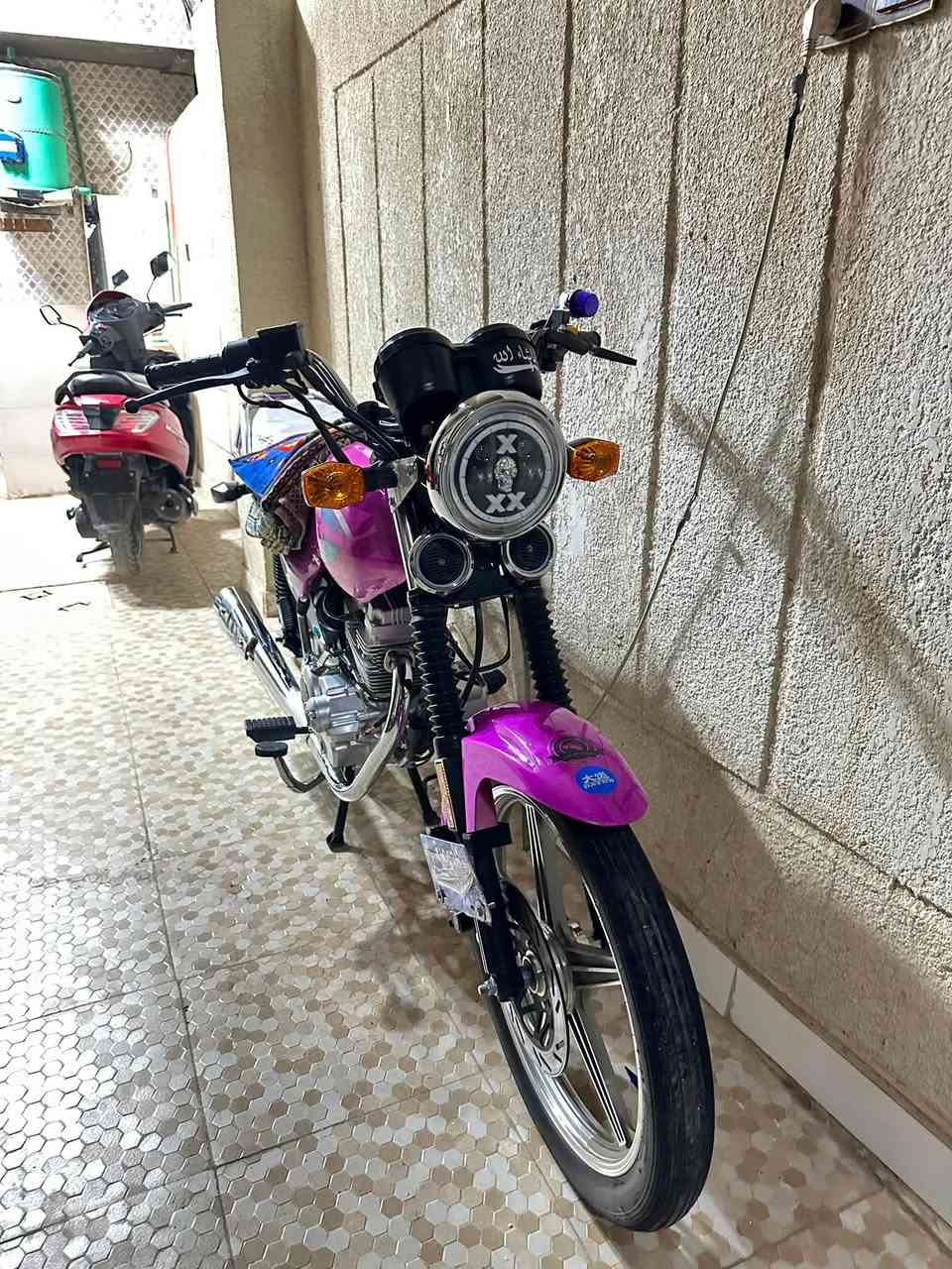 سلام عليكم دايوان عضم للبيع 💞
دراجه مكفوله كفاله عامه طالعه من ثامر خلخال 
أوراق اصولي موديل 2023  سعرها خاص او اتصل ***********
