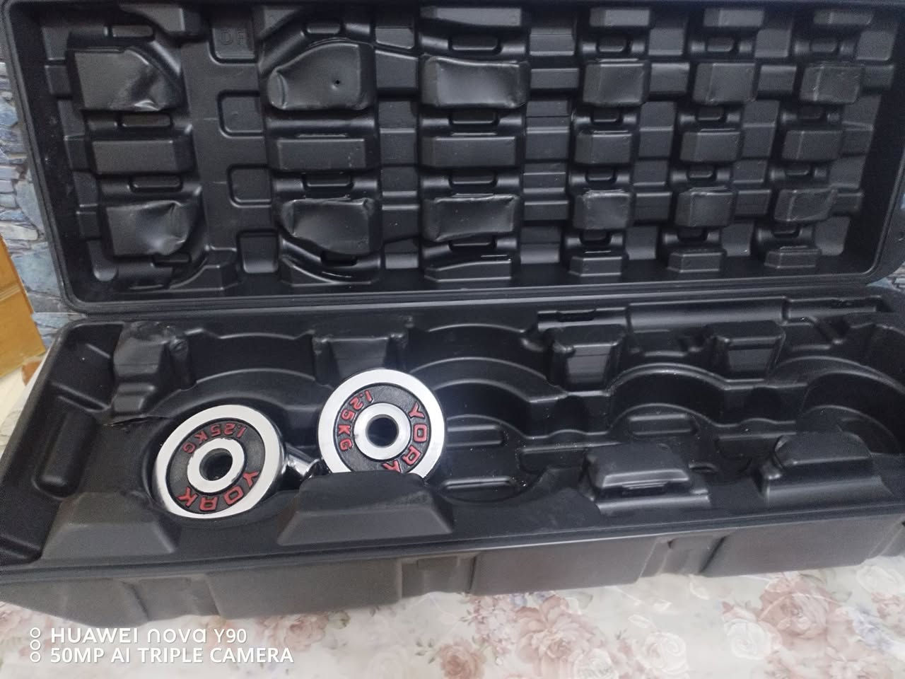 السلام عليكم
للبيع حقيبة اوزان مستعملة قليل جدا اخت الجديدة
مع مسطبة متعدد متحركة قيم بالي يرضي الله
المكان بغداد حي الجامعه


**إذا كنت صاحب هذا الإعلان وتريد حذفه لأي سبب، رجاءا أرسل رسالة إلى الدعم الفني**