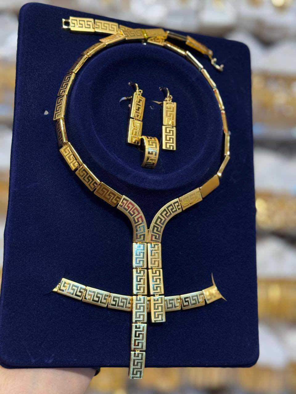 مرحباسيت ذهب برازيلي بهذا الشكل گوالتي عالي سوينه عليه تخفيض ب20 والتوصيل مجاني يجي نفسه بالضبط والتوصيل خلال 3ايام او اقل 💫💫


**إذا كنت صاحب هذا الإعلان وتريد حذفه لأي سبب، رجاءا أرسل رسالة إلى الدعم الفني**