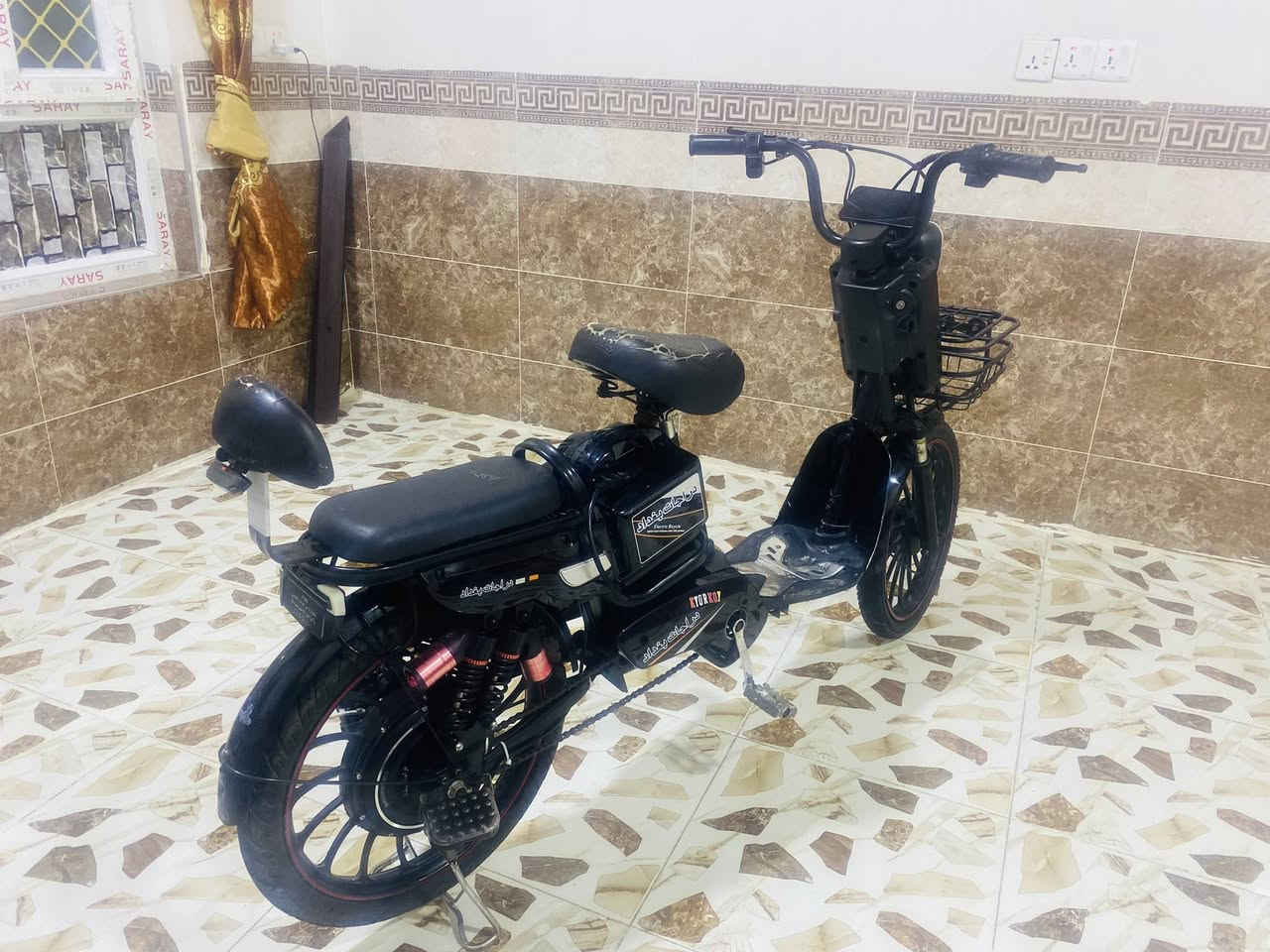 سلام عليكم ورحمه وبركاته
درجه شحن البيع درجه البطاريه نضيف وكلشي بيها نضيف. مكاني كركوك حي العسكري 
السعره 235 التوصل خاص


**إذا كنت صاحب هذا الإعلان وتريد حذفه لأي سبب، رجاءا أرسل رسالة إلى الدعم الفني**