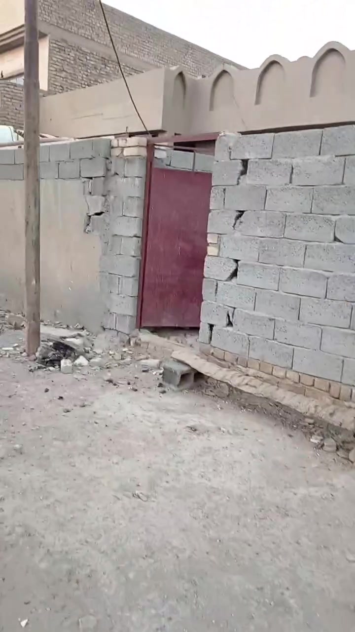 اسلام عليكم نص قطعه للبيع 100 متر في النهروان منطقت الست الاف تحويل مباشر طابو صرف اتصل وتدلل ***********
*********** موجود واتساب
