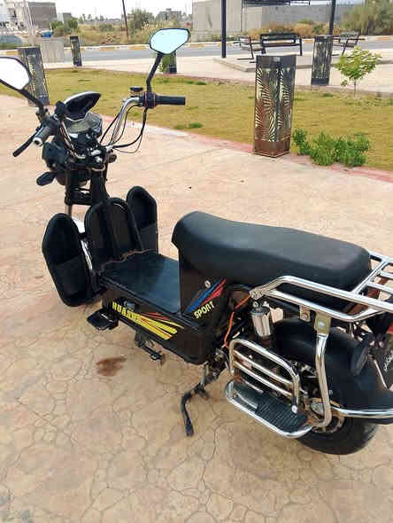 دراجه نوع جبلي للبيع سعر 425 وبيه مجال للشراي بطاريات يقرن 10 بس وحده تقره 7 كهربايات شقاله للستفسار ***********. ***********
