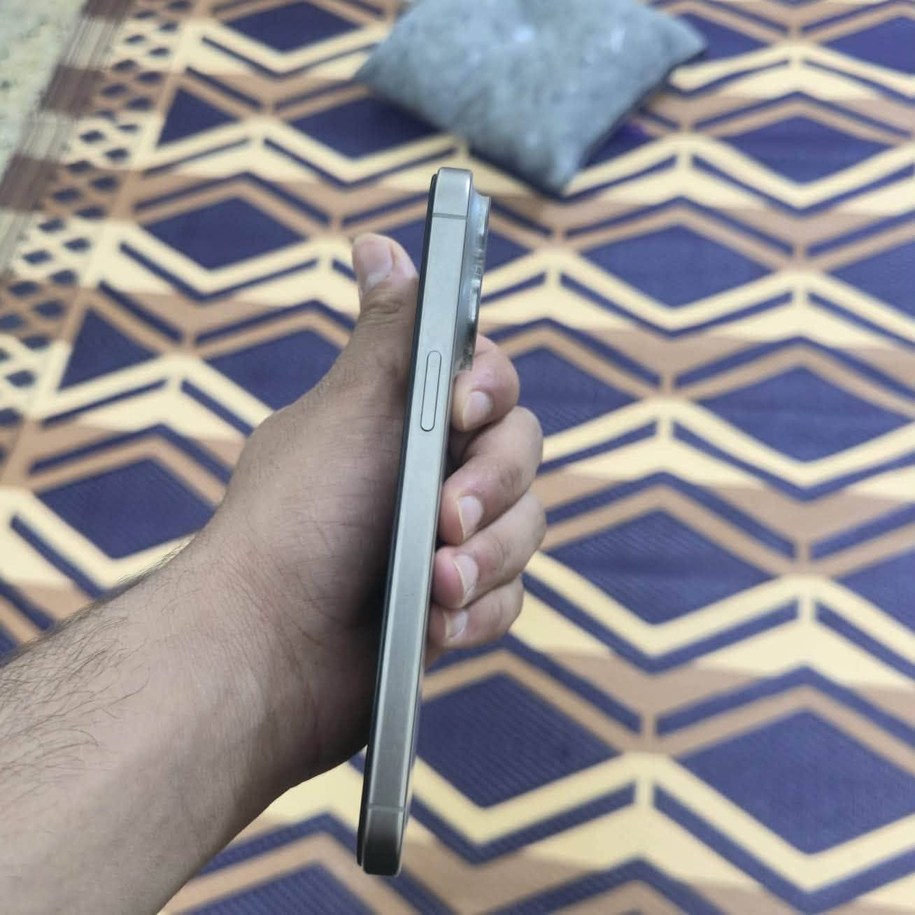 📱 للبيع: iPhone 15 Pro Max
🔹 السعة: 256GB
🔹 نسخة الشرق الأوسط
🔹 موديل M
🔹 مستعمل أخو الجديد
🔹 شرط الفحص بالكامل
🔹 ما مفتوح ولا مصلح، وتكدر تفحصه على الحاسبة
🔹 صحة البطارية 100%
🔹 عدد دورات الشحن 380
🔹 مقاوم للماء (Water Resistant)
🔹 اللون: تيتانيوم بلاتيني
🔹 كامل الملحقات

💰 السعر: 1200

📍 الموقع: الحبيبية
📞 للتواصل: ***********

الرجاء المشتري الجاد فقط.
