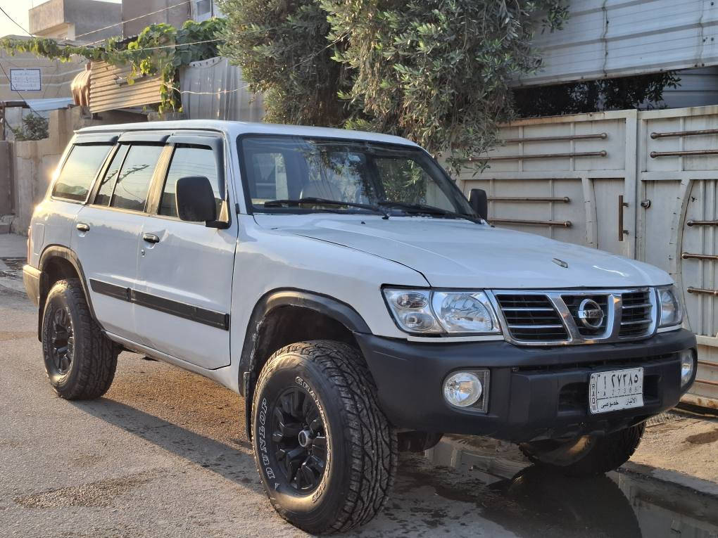 السلام عليكم نيسان باترول موديل ٢٠٠٢ محرك ٤٢٠٠ قبق اسود كابريتر فيت بم بالتانكي كير عادي فور ويل جاهزه بدون نقص دبل تانكي مزوده دبلات تخم تاير ياباني جديد مصبوغه عام بيها تعمير بصفحه السائق بالنسبه للشواصي والبجم كفاله مكانها بغداد الدوره ابو دشير هاتف *********** سعرها ٧٨ ومجال بسيط بغداد, العراق
