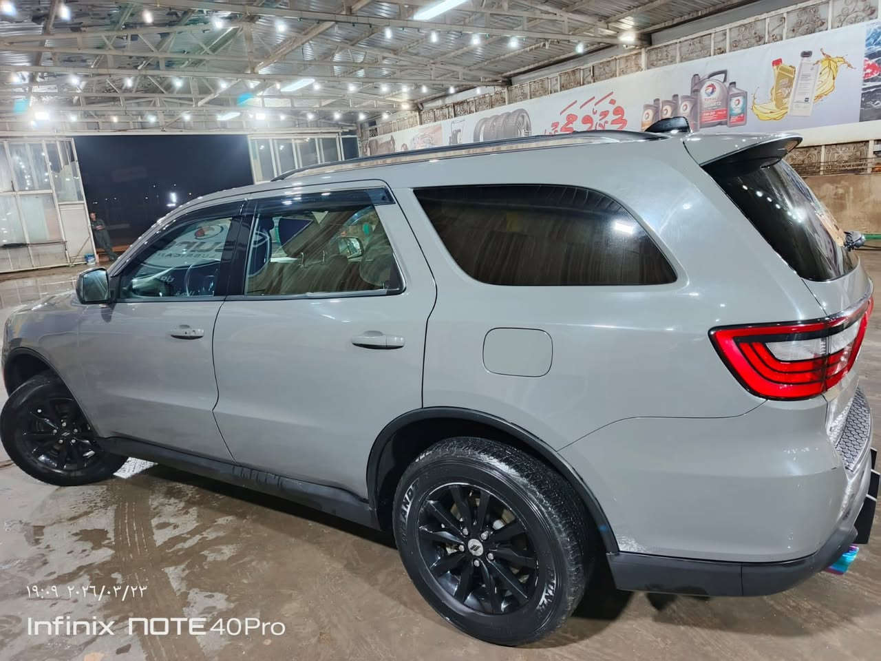 سلام عليكم ورحمة الله وبركاته دورنكو موديل 2023 لون سمنتي رقم بغداد بسمي بدون ضرر بس دعاميه امامي  وخشم الجاملق بارد محرك 3600 ماشيه 40 الف سيارة جديدة عنوان بغداد تحويل مباشر 
***********
