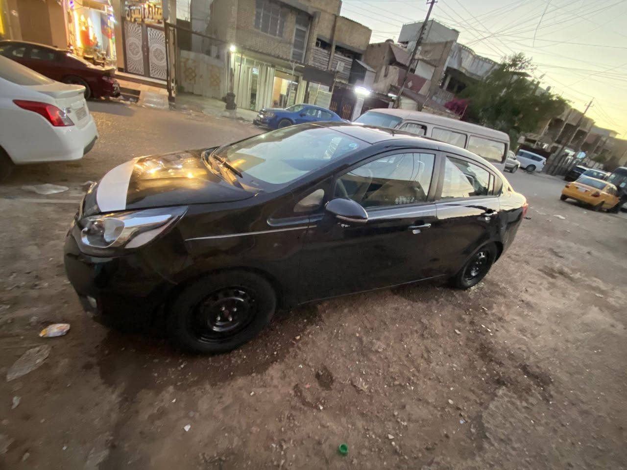 لسلام عليكم
KIA RIO 2014 خليجي
فول مواصفات 1/1 فتحة سقف  مري شفط 
سيارة محرك 1600 دوش جاهزة على اخر حباية
تخم تاير جديد باتري جديد كوري اصلي سلف داينمو تفصيخ بالجيس دوشمة عام كشنات وسفاري ودشبول وصندوق  بطاين بوب نايلون جامة أمامية جديدة
ادامة عامة مجاول بلكات نوزلات جدد اصلي موبس
رقم بغداد انكليزي باسمي شخصيا
الملاحضات : صبغ جاملغ امامي أيسر ومبخر الباب ويا والهلال الجاملغ الخلفي الايسر الهلال فقط
مكاني : بغداد حي اور
رقمي : *********** متواجد واتساب اتصال فقط
السعر : 78 وبيها مجال

