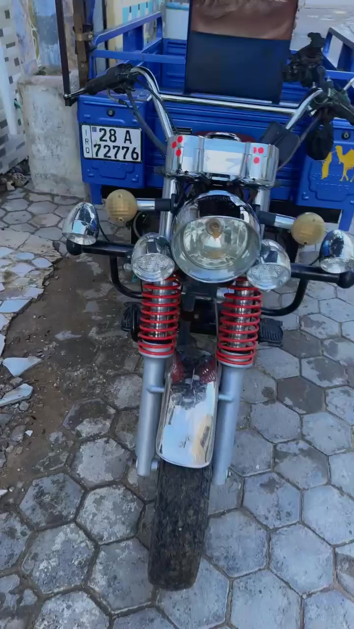 سلام عليكم ستوته جمره فحل باب اول لبيع مديل 2023. طالعه2024 رقم إنكليزي  وسنوية بسمي مداوركبل سنويه 2028مكفول من قطرت لحيم وصبغ تخم تاير ابو الخطه كهربائيات كل شغال سلف ستوته جاهز مات جناي ستوته جاهزه ماعايز برغي رقم،📞 ***********مكاني نجف  حي جزيرة
