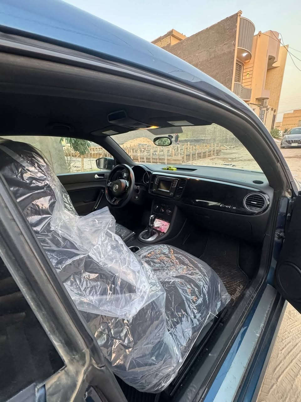 بيتل 2018 مراوس رانكلر
 محرك 2000 تيربو 
ماشية 46 الف فقط سيارة جديدة  حادث بنيد فقط بدون ايرباك صبغ فقط بنيد يعني قطعة وحدة حتى دعاميات بلادية بدون صبغ
***********
