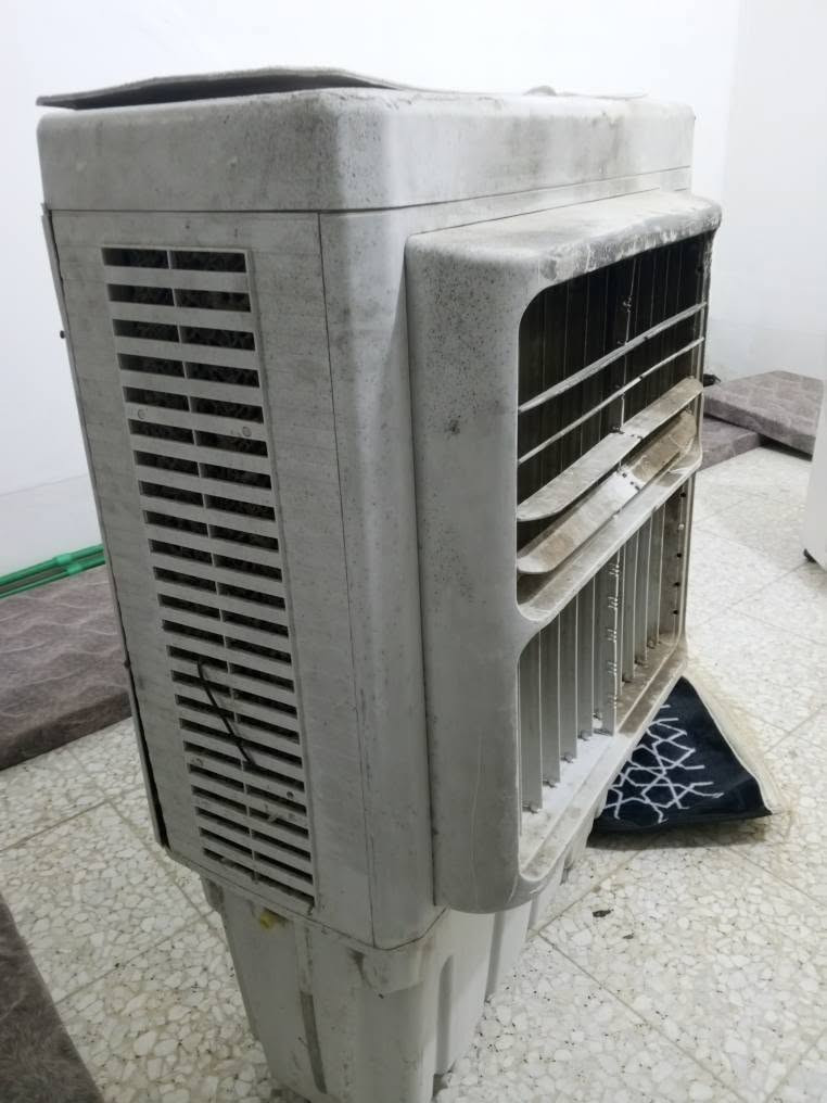 مبردة مستعمله هواها بارد شغاله بس شويه بيها صخام سعرها 50 عنواني نجف رقمي*********** النجف, العراق
