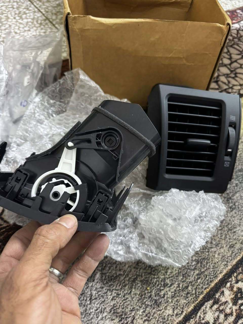 المهتم ينطي بيهم سعر يوجد توصيل


**إذا كنت صاحب هذا الإعلان وتريد حذفه لأي سبب، رجاءا أرسل رسالة إلى الدعم الفني**