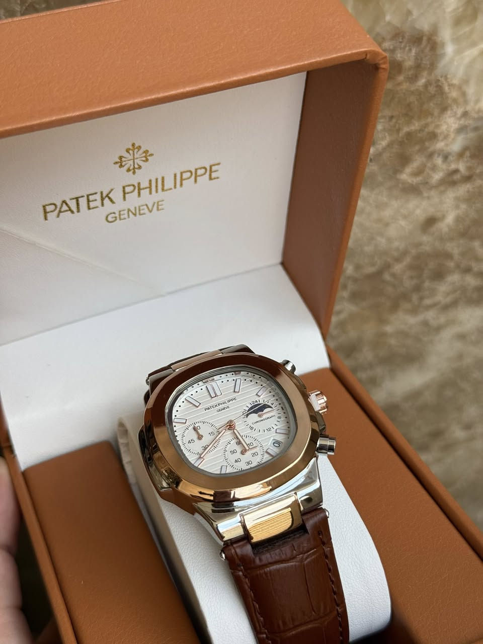 باتيك فيلب سناتر شغال شمسي قمري دبل قفل زجاج زفير


**إذا كنت صاحب هذا الإعلان وتريد حذفه لأي سبب، رجاءا أرسل رسالة إلى الدعم الفني**