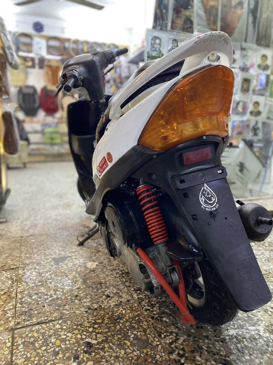 سلام عليكم
ماكس عدله للبيع حلوه دراجه تخبل نضيفه 

مكينه 49بلادي مامفتوحه شلعه معدل تخبل 

كهربائيات كله شغاله نكره سلف دراجه بلاديه

نقص برغي مابيها مكفوله كفاله عامه دراجه صارف عليه

بيها تزويد اصلي الوياله وشيال وصدر امامي قبق عنبار قطره دهن ويدات مال بريك كل الأغراض اصليات 

 

مكاني شهداء البياع سعر ٦٠٠ 

***********
