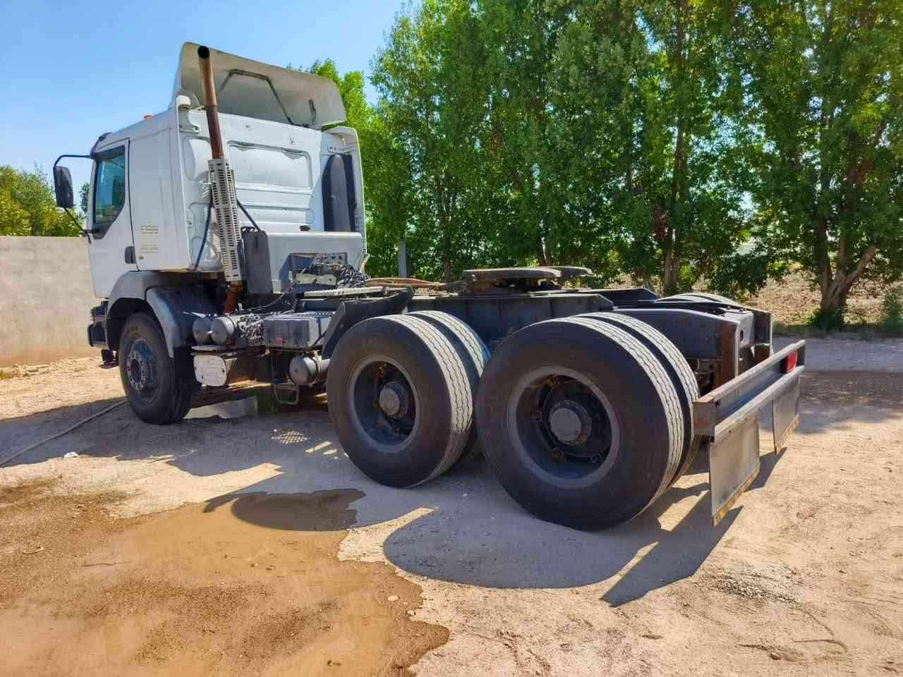 سلام عليكم راس رينو للبيع سياره جديده مكفوله تخم تاير رقم مثنئ نكليزي بسمي تحويل ثاني يوم 3لوحات بم ونوزل العنوان واسط لعزيزيه ***********
