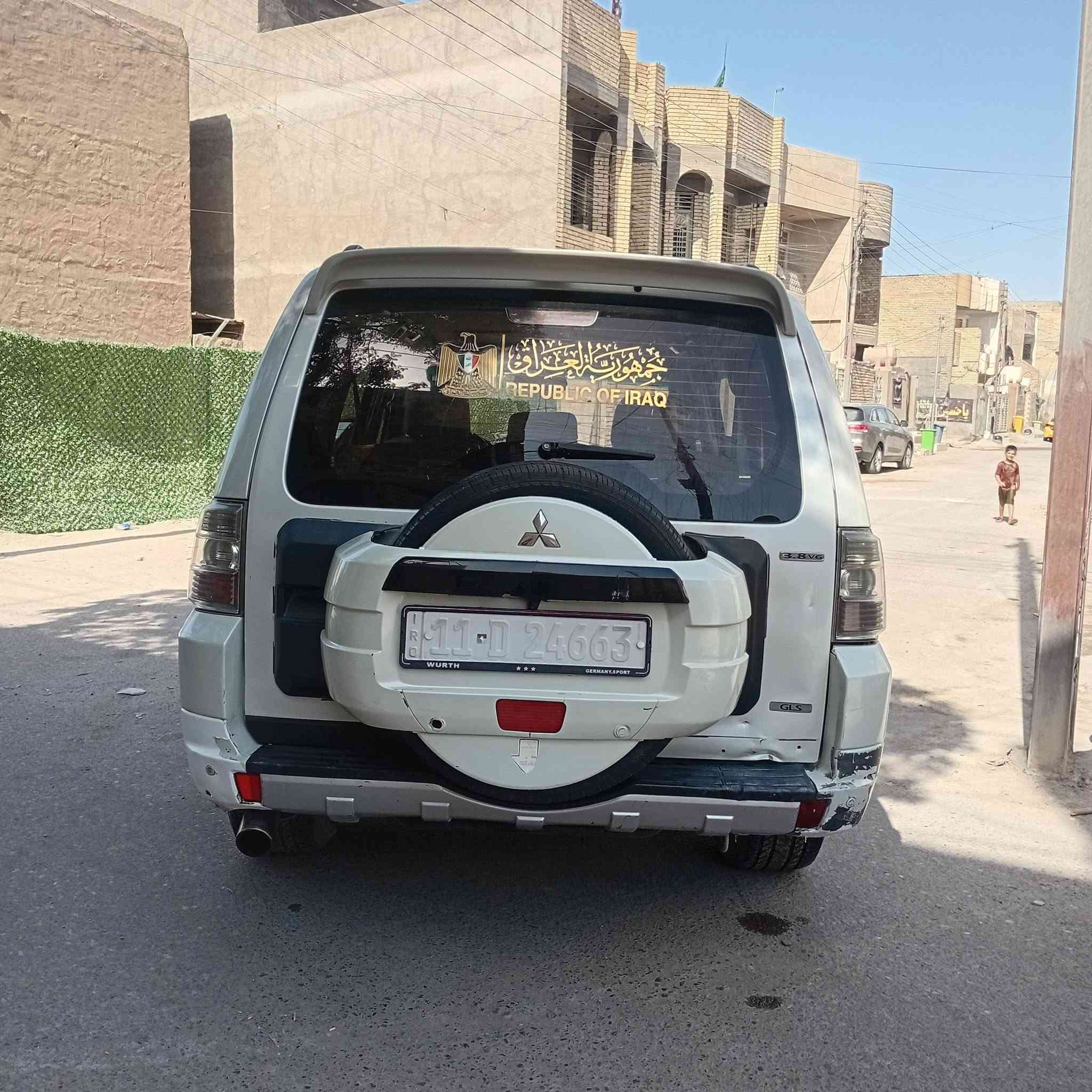 باجيرو موديل ٢٠٠٨ سياره بيهه ٤ قطع صبغ بدون حادث بدون داخل مكينه وكير مكفولات تخم تاير صدر جديد رقم بغداد نكليزي سعر ٨٨ بيهه مجال بصيط مكان سياره بغداد ***********
