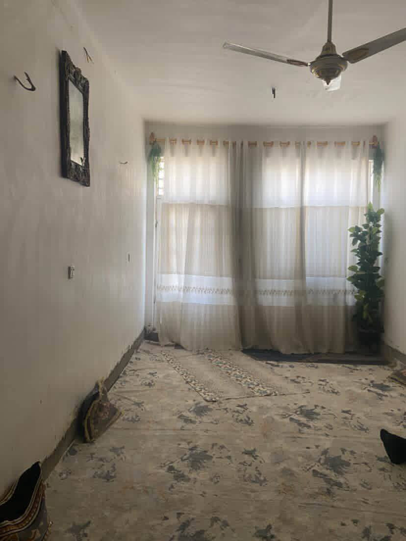 دار مساحة ١٥٠متر يرادلة استارة اوكاشي لقمانيات بين مصقط اوخدمات مصقط ***********السعر ٥٠
