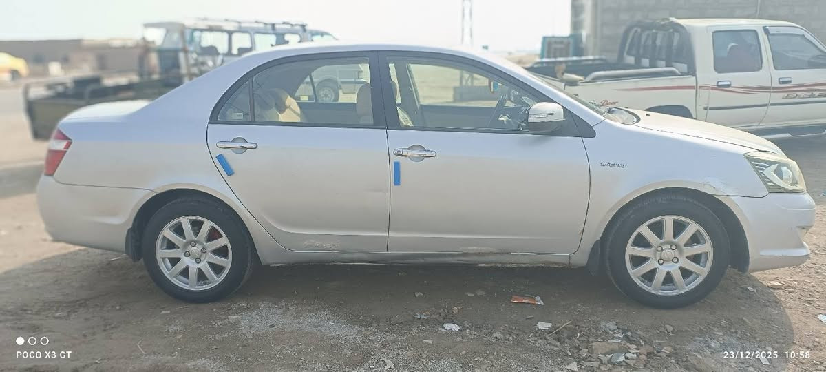 السلام عليكم
جيلي موبل موديل 13 مكفوله محرك و گير وكهربائيات 
*********** مكلف بلنشر
