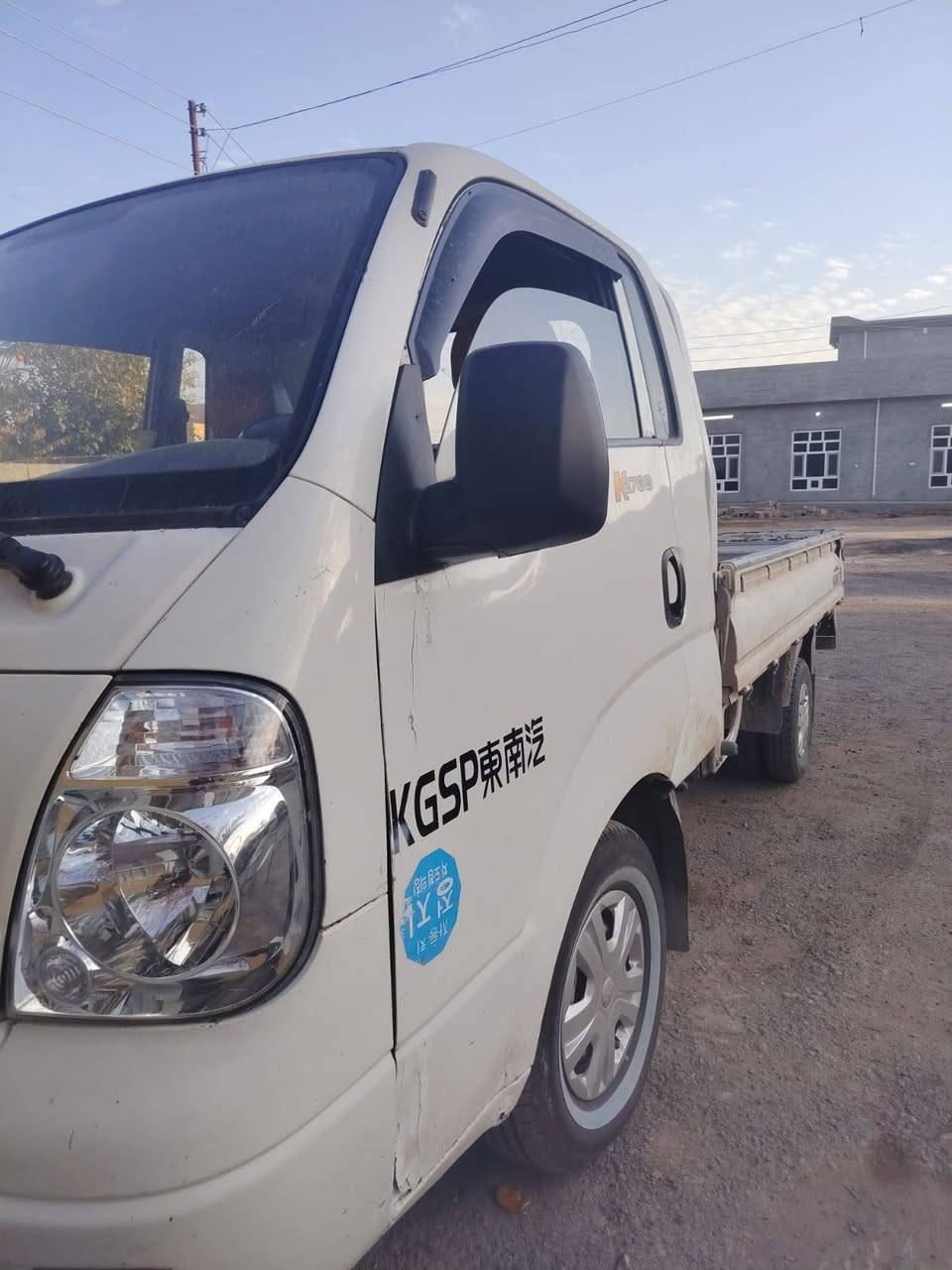 سلام عليكم كيا 2700 موديل 2006
رقم بغداد نكليزي 
تخم تاير
محرك مجفت جديد
صدر مجفت جديد
مدوشمه
سعر 75 $
***********
