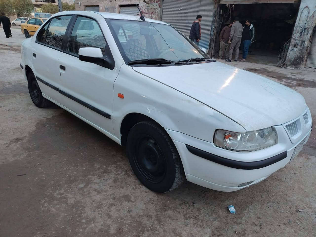 سلام عليكم سمد البيع موديل 2011 سياره مكفوله عد البنيد مبدل فقط سياره مكينه جديد حداديه جديد تخم تاير جديد كهربايات كلهه شغاله سعر سياره 36 وبيهه مجال الشراي مكان سيار ديوانيه قضاء غماس رقم الهاتف ***********
