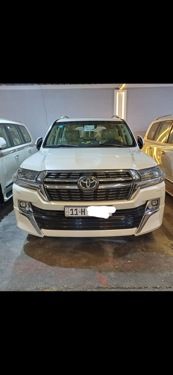 السلام عليكم للبيع لاندكروز 2021
فول مواصفات ساز باب اول رقم بغداد الجديد 
مكفوله كفاله من الصبغ والشخط والبارد عده رصعه 
وره باب السايق ومسحوبة سياره جديدة ماشيه 41 الف 
بدون فتح بدون نكراش السعر 57 الف دولار وبيها مجال 
العنوان بغداد معارض النهضة ***********
