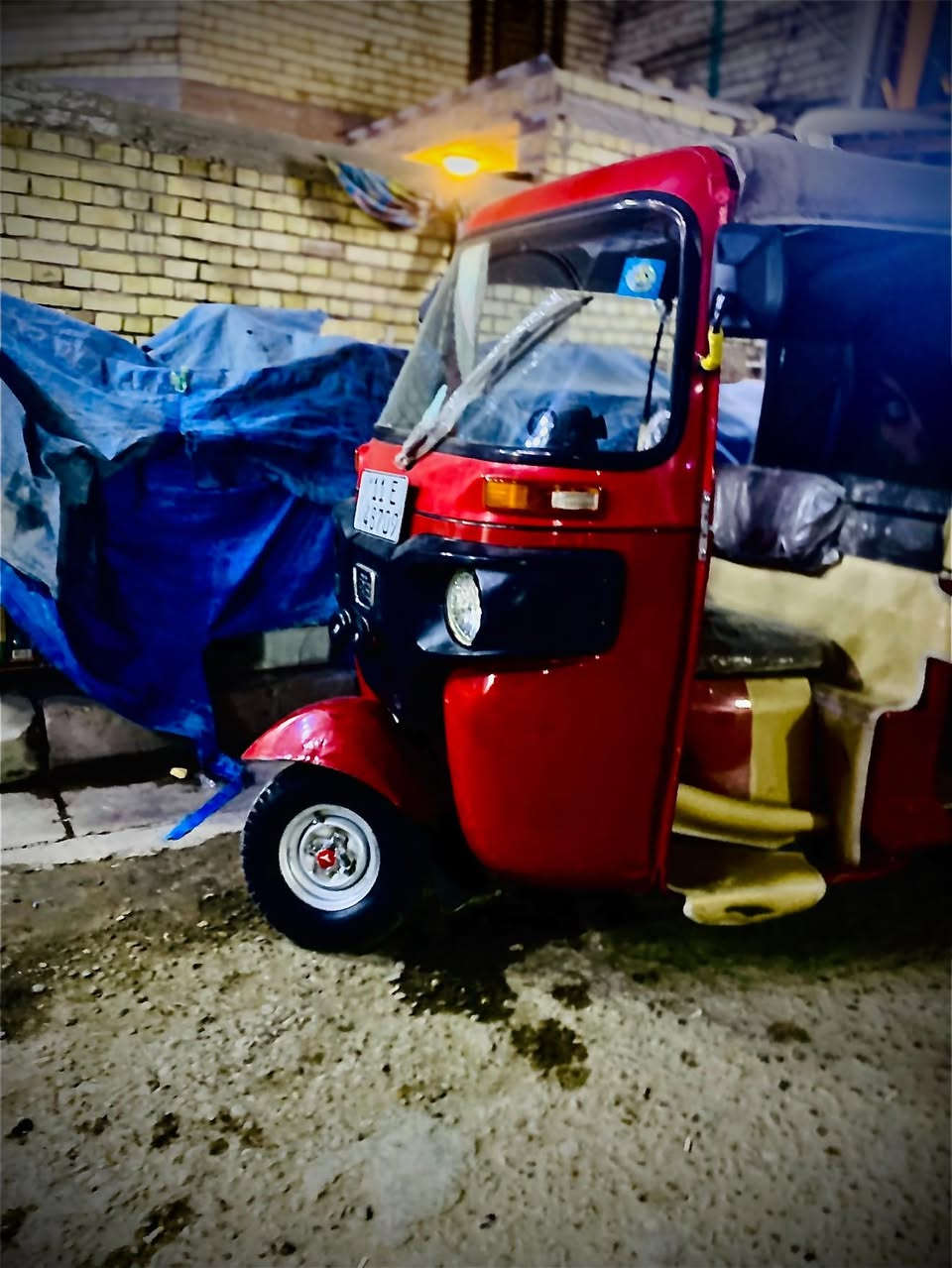 سلام عليك تكتك مديل 19 داخله بل عشرين تكتك نضيفه مجفته تكتك خير من الله رقم وسنويه تحويل ثاني يوم سعر 6500 وبيهه مجال هاذ رقمي *********** متواجد وتساب
