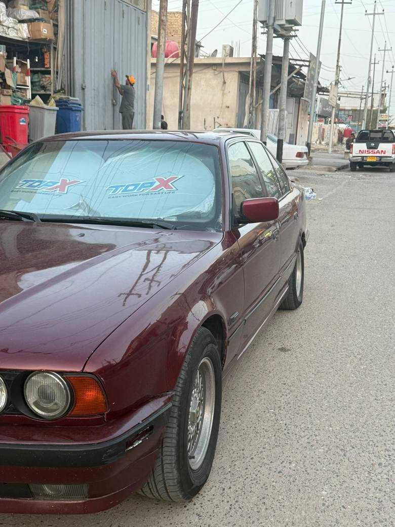بي ام 525 لون ماروني
مديل 1991
السياره كفاله عامه
بسمي
***********
***********
الهاتف البصرة, العراق
