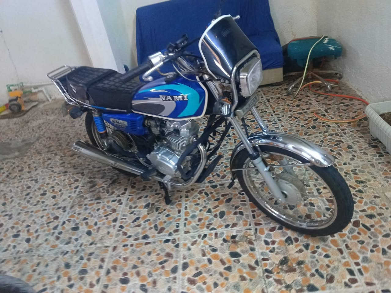 سلام عليكم دراجه للبيع سنويه باسمي مديل 24 سعر 1800قفل كلش متواجد واساب رقم*********** مكلف بل نشر
