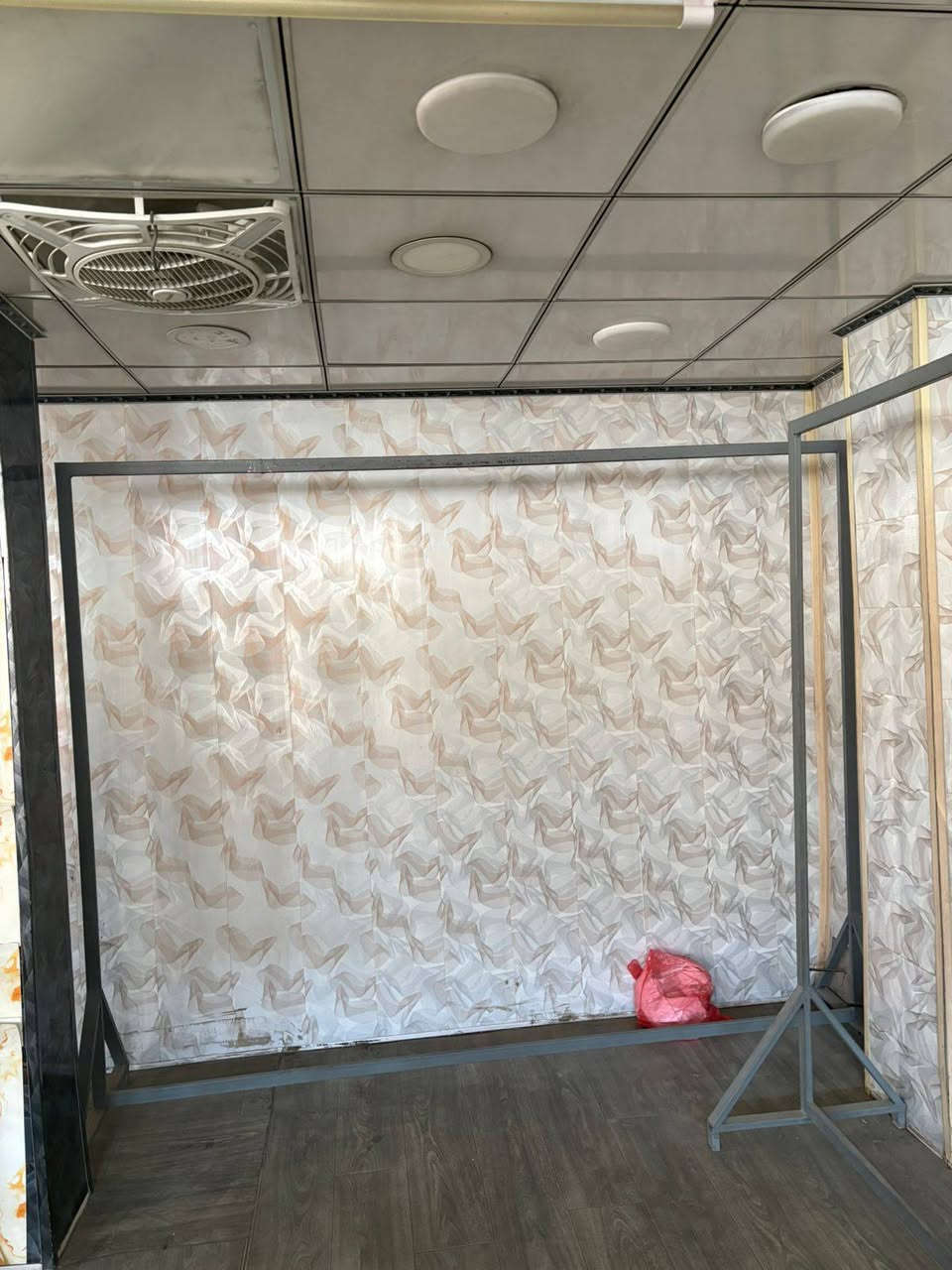 غراض محل للبيع مكان حريه ثانيه قرب سوك ثانيه محل بدلات سهرة العمر


**إذا كنت صاحب هذا الإعلان وتريد حذفه لأي سبب، رجاءا أرسل رسالة إلى الدعم الفني**