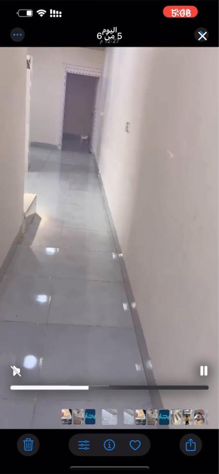 مشتمل جديد للايجار (((طابق ثاني))) منطقةحي الزوراء 55 قرب ملعب الخماسي جوار منطقة دوميز
يتكون من :  درج خارجي معزول-استقبال-مطبخ مع درج للسطح-غرفة نوم -صحيات مشتركة-منور
 
الايجار مع الماء والكهرباء والنت 175
او مع امبيرين مولد 200
 
للاستفسار رقم المكتب 
***********
