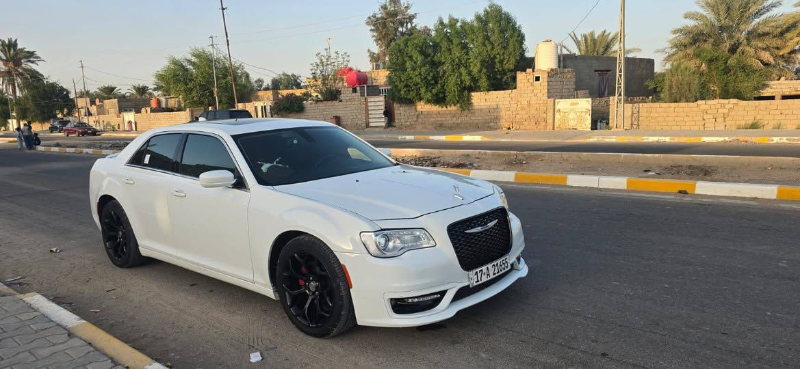 للبيع 
كرايسلر اوباما 2015 فول 
مواصفات. السونار مرفق مع الصور 
السعر 230 ورقه 
اي استفسار على الارقام التاليه 👇 
***********
***********
حياكم الله جميعا
