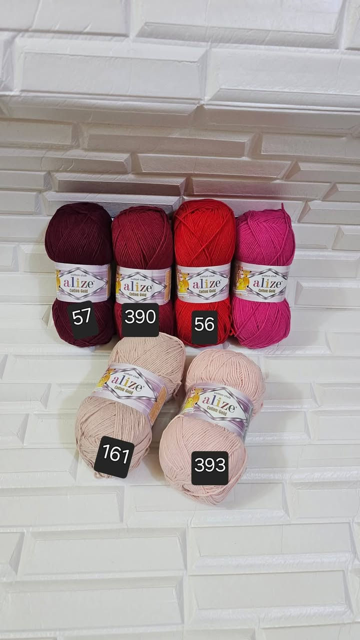 اليزا قطن كولد  alize cotton gold
خيط قطني لجميع انواع الملابس والفرشات والدمى والشالات 
وزن القطعه ١٠٠غرام / طول٣٣٠متر
مكونات الخيط.   ٥٥%قطن      ٤٥% اكريلك
سناره المقترحه ٢  -   ٤      ميل  ٣.٥-  ٥
سعر الكيس ٥ قطع  ١٣٧٥٠
سعر القطعه مفرد ٢٧٥٠  دينار 
متوفر توصيل للبصره ولجميع  محافظات العراق.
متوفر دفع علزين كاش و كي كارد الرافدين ...


**إذا كنت صاحب هذا الإعلان وتريد حذفه لأي سبب، رجاءا أرسل رسالة إلى الدعم الفني**