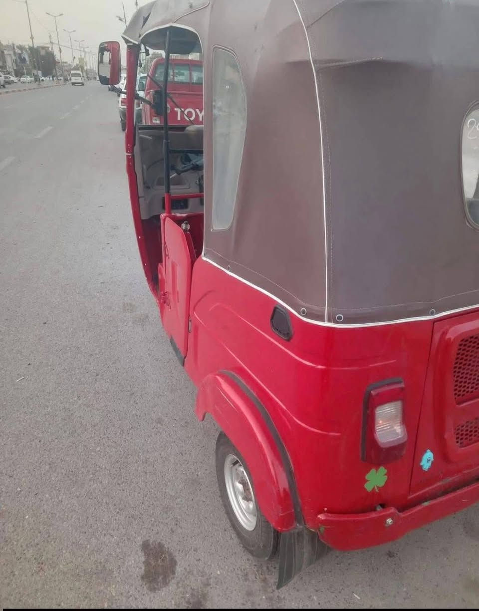 سلام عليكم ورحمة الله وبركاتة
تكتك موديل 2022كمله وراقها مال ترقيم السعر 3ملاين ونص 
الاتصال
***********
