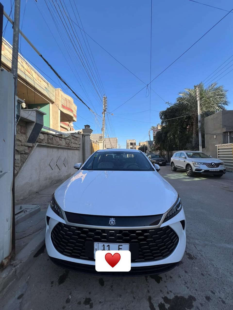 السلام عليكم للبيع كن بلاص زيروو مرقمه بغداد وكامله ماشيه 88 كيلو فقط زيرو⚡️
كفاله من زلغ وطخه ورصعه وصبغ والبارد 🤍
مكان سياره مقابيل العاب سيديه 
 سياره رايده 19.250 ملاحضه الاسعار صاعده وتكدر شوف سوك واني بخدمتك. وسياره زيرو مو دكول ماشيه رقمي *********** ♥️

