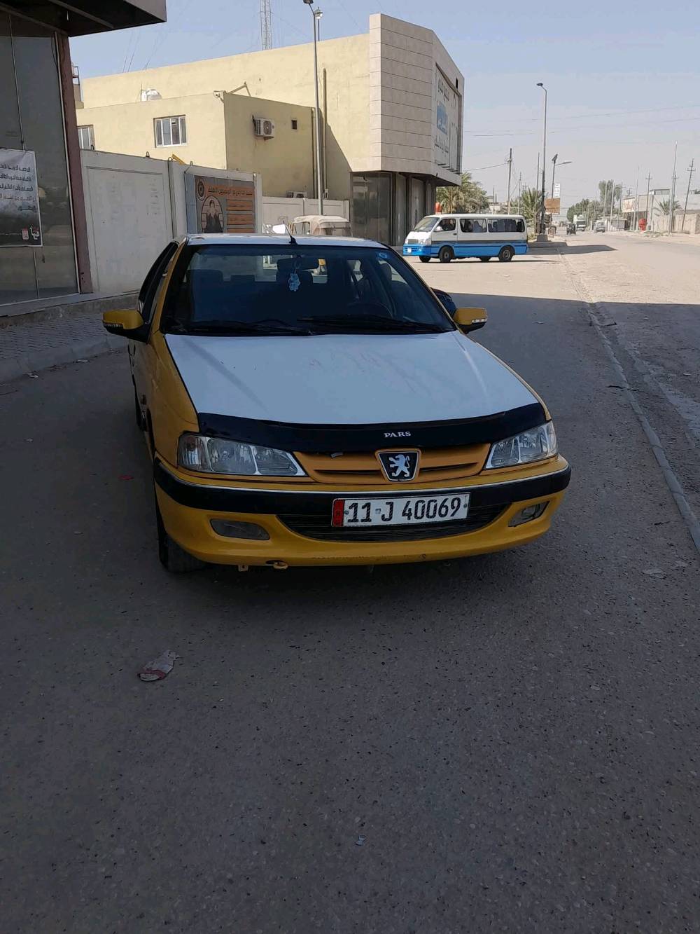 السلام عليكم اخوان بيجو بارص موديل 15 رقم بغداد انكليزي مصفره هيئه وغرامات  بيها جاملغ امامي مبدل والخلفي معجون وصبغ فقط مكينه وكير خير من الله تبريد ثلج مكاني بغداد السعر 33 وبيها مجال بسيط رقم ***********