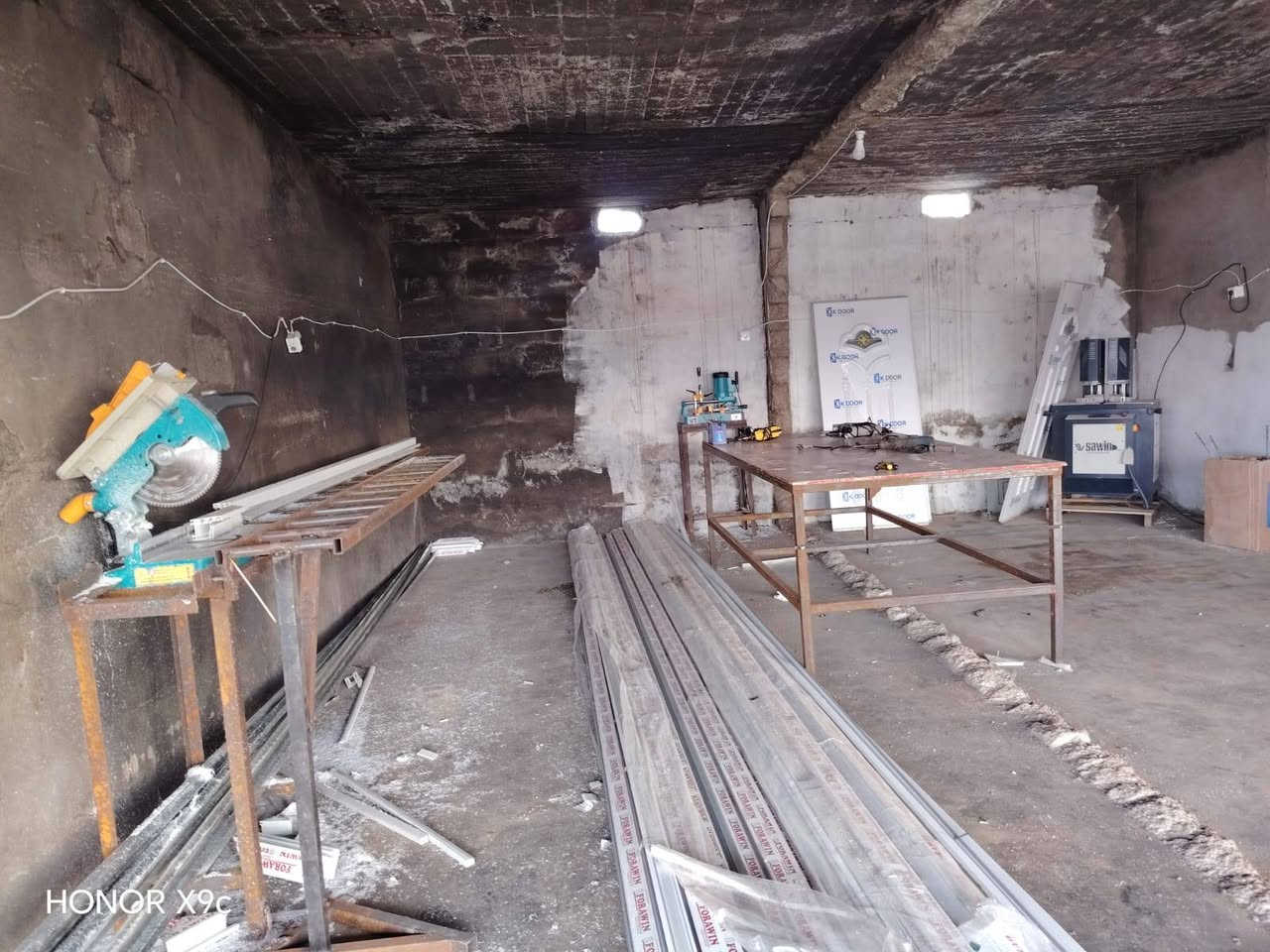 معمل أولاد المجبل للأبواب والشبابيك البلاستيكية
عنوان مفرق قرية خباطه مقابل عايد الكسراوي  مجاور حمودي العلي 

بإدارة (سعد الكسراوي)(ابو العباس)

رقم الهاتف ***********
