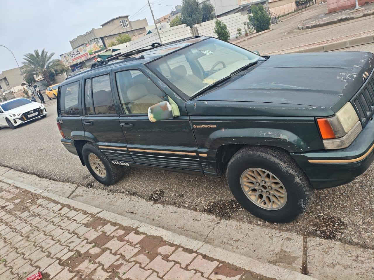 السلام عليكم جيب شيروكي موديل ٩٤
كير و محرك وصدر شرط
٦سلندر بلادي
تدفئه وتبريد بسمي سنويه لحد ٣٠
كهربايئت شاشه كلها شغاله اكسل وتخم تاير جديد
رقم نكليزي كركوك
والعنوان كركوك سعر ٤٠ وبيها مجال
*********** واتساب
*********** اتصال
