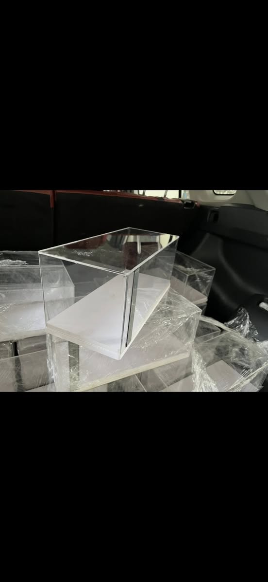 تتوفر بوكسات اكرلك لعرض مصغرات حجم 1:18
الابعاد

الطول 36 سم

العرض 15 سم

الارتفاع 15 سم

سعر القطعة 28 الف

يوجد توصيل 

اسعار خاصة للكميات

للاستفسار والحجز عالخاص


**إذا كنت صاحب هذا الإعلان وتريد حذفه لأي سبب، رجاءا أرسل رسالة إلى الدعم الفني**