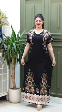 ملابس بنات • عرض