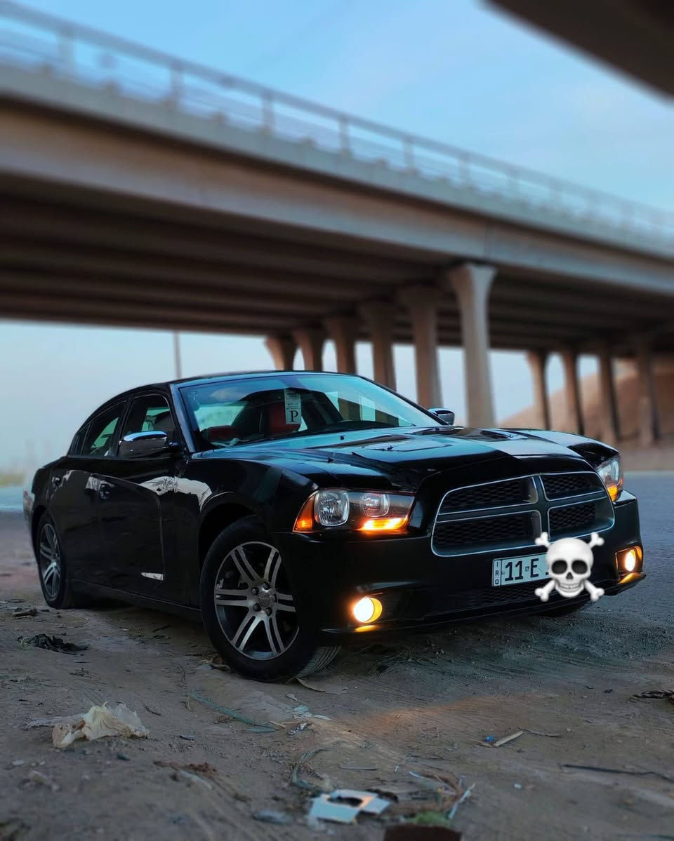 السلام عليكم دوج جارجر البيع موديل 2012 السيارة جاهز.       من كلشي كير مكينه.كمبريسر تبريد 🥶ثلج. حداديه تخم تاير مع ويل خليجي جديد سياره حلوه وجديده رقم بغداد الدولي بسمي السياره. وارد كندي بيه قطع صبغ ابيع احزام السعر 135قفل    او مراوس بستركس رقم*********** ملاحضه السيارة مال بيت الله شاهد
