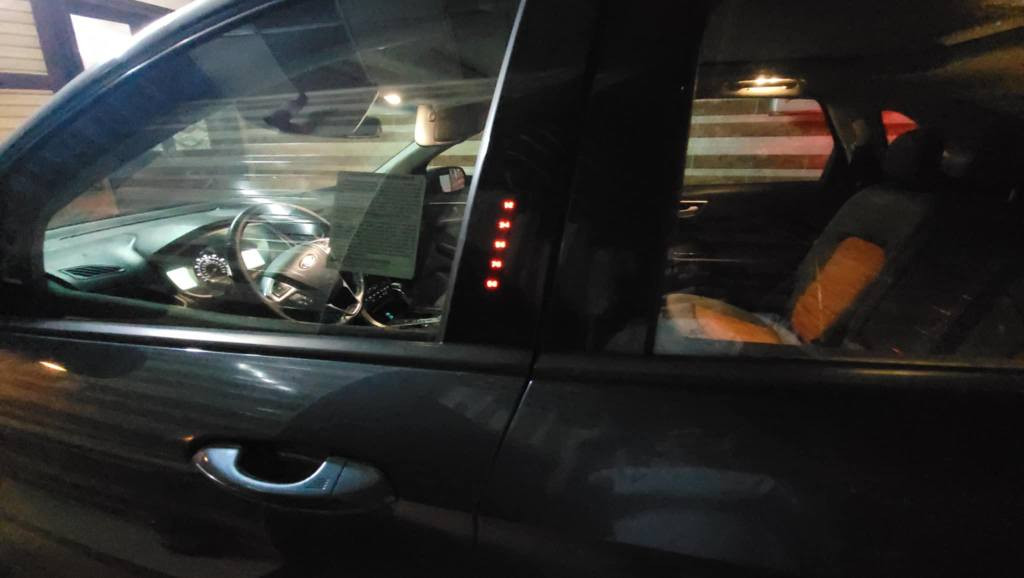 السلام عليكم ورحمة الله وبركاته 
Ford edge 2018 SEL
فول اوبشن سته سلندر تنفس طبيعي ماشية ٧١ الف بجم كبس و خلفي كبس حادثها  بيها اربع قطع صبغ مثل ما موضح بالصور وبيها أربع قطع رش امريكا بدون حادث و سنوية جديدة و لوحات جديدة السيارة بإسمي تحويل ثاني يوم و السيارة خير من الله مابيها ولا فلس مصروف سيارة حلوة و مرتبة الي يخدمه خلي يتفضل  134$ و بيها مجال للشراي 
*********** أربيل, العراق
