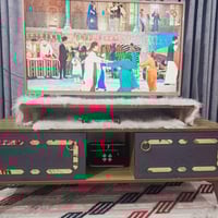 للبيع ميز بلازما  خشب صاج اصلي مستخدم قليل جدا السعر 100 وبي مجال للإس...